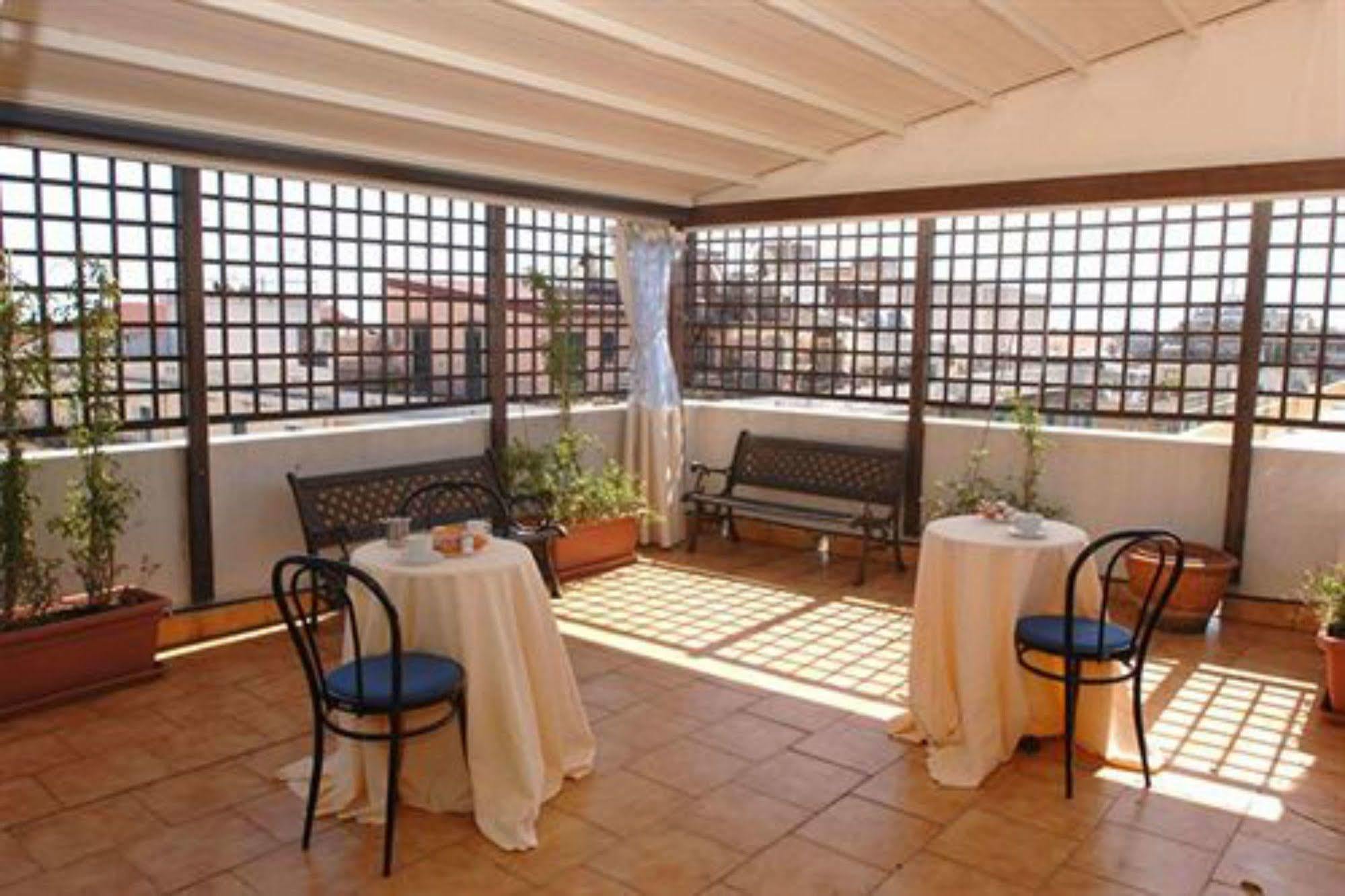 מסינה Hotel La Residenza מראה חיצוני תמונה